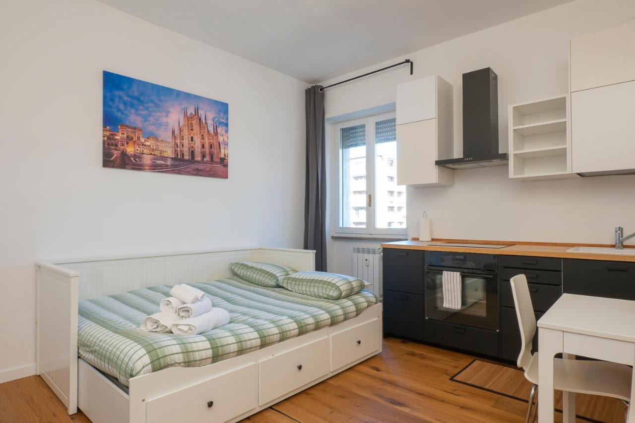 I Host Apartment - Fiuggi 59 Milan Luaran gambar