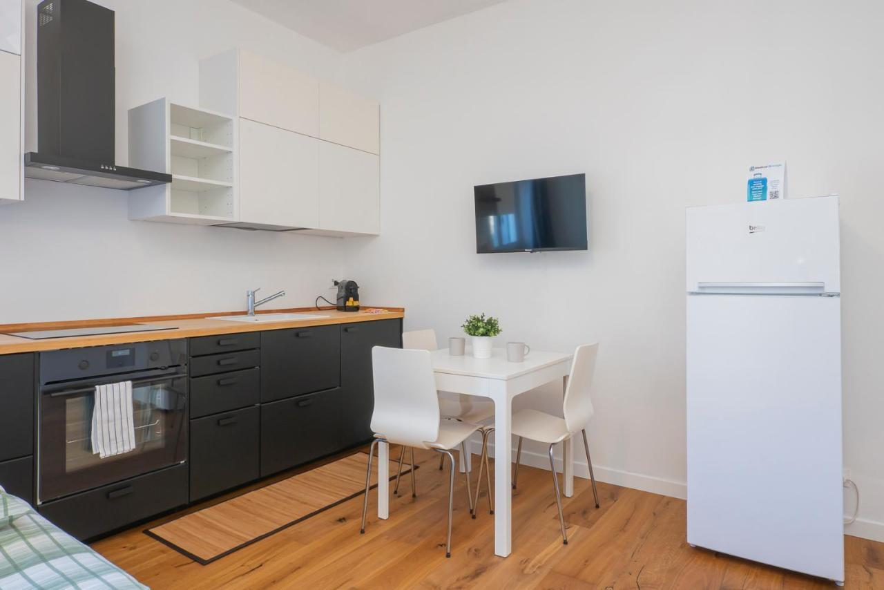 I Host Apartment - Fiuggi 59 Milan Luaran gambar